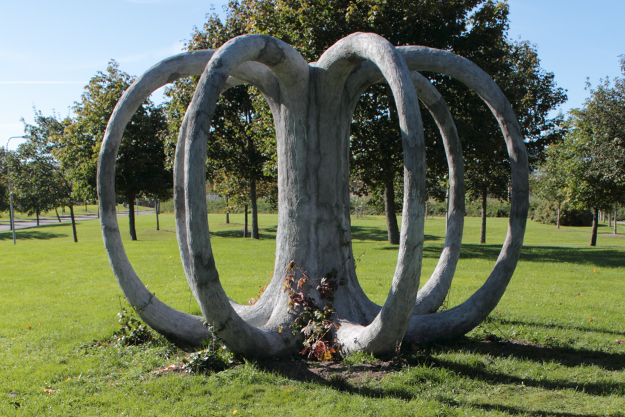 Arborsculpture Sculpture with trees