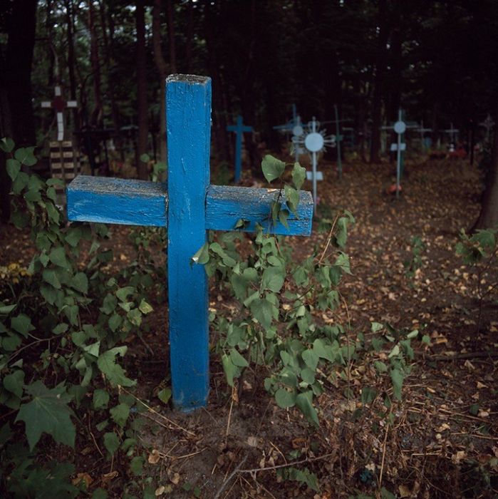 Victoria Sorochinskoe - Lands Of No Return - Ukraine graveyard