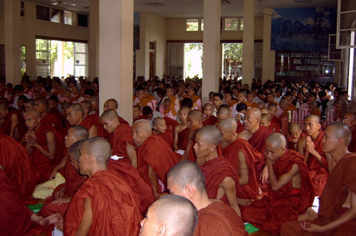 Myanmar Net - Monks Buddhist - Yangon