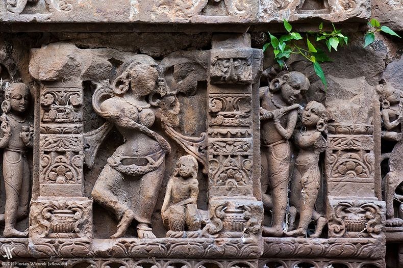 Stepwell Chand Baori - carving