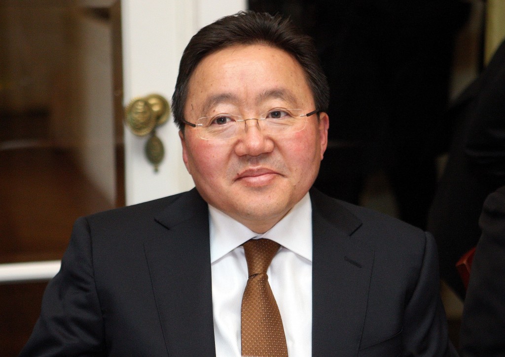 Tsakhiagiin Elbegdorj - In Poland