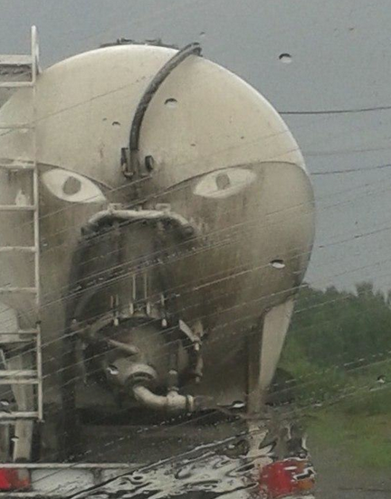 Awesome Photos From Russia With Love - cement lorry face