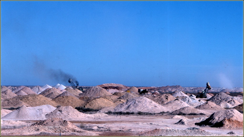 Coober Pedy - mining mole hills