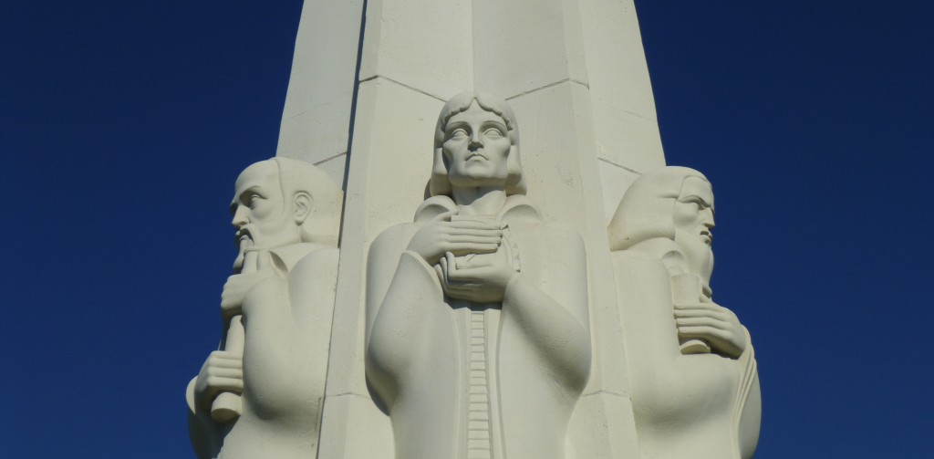 Truth Seekers - Galileo, Copernicus and Newton on the Astronomer Obelisk at Griffith Observatory 2