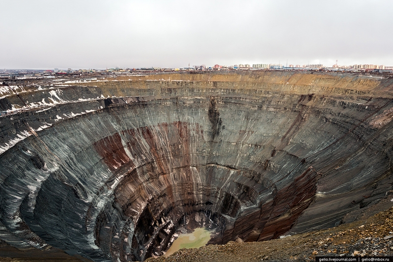 Mir Diamond Mine Yakutia - From The Air 6