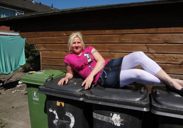 Awesome Photos From Russia With Love - Bin Lady 2