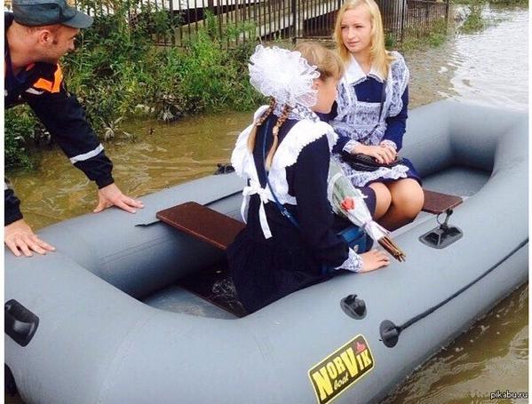 Awesome Photos From Russia With Love - Usuriysk First Day At School