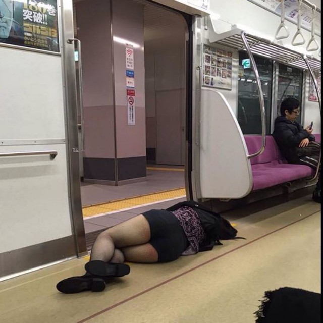 Japanese Sleeping In Public 3
