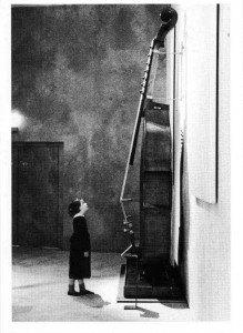 octobass girl